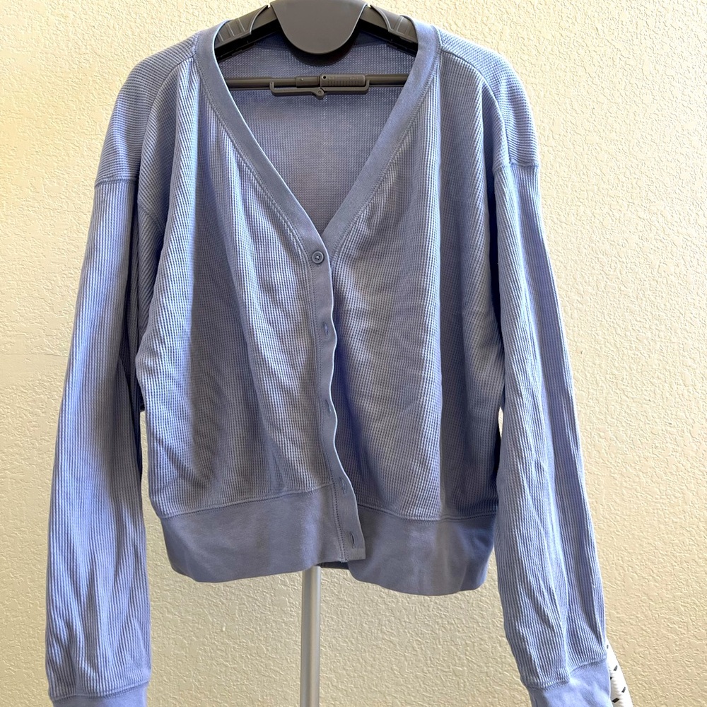 Uniqlo women waffle crew neck long sleeve cardigan in light blue/purple